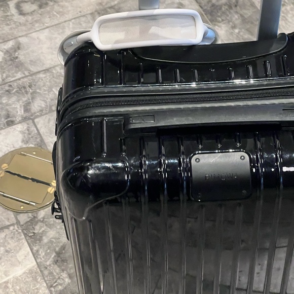 COPY - COPY - Rimowa good condition - Picture 4 of 5